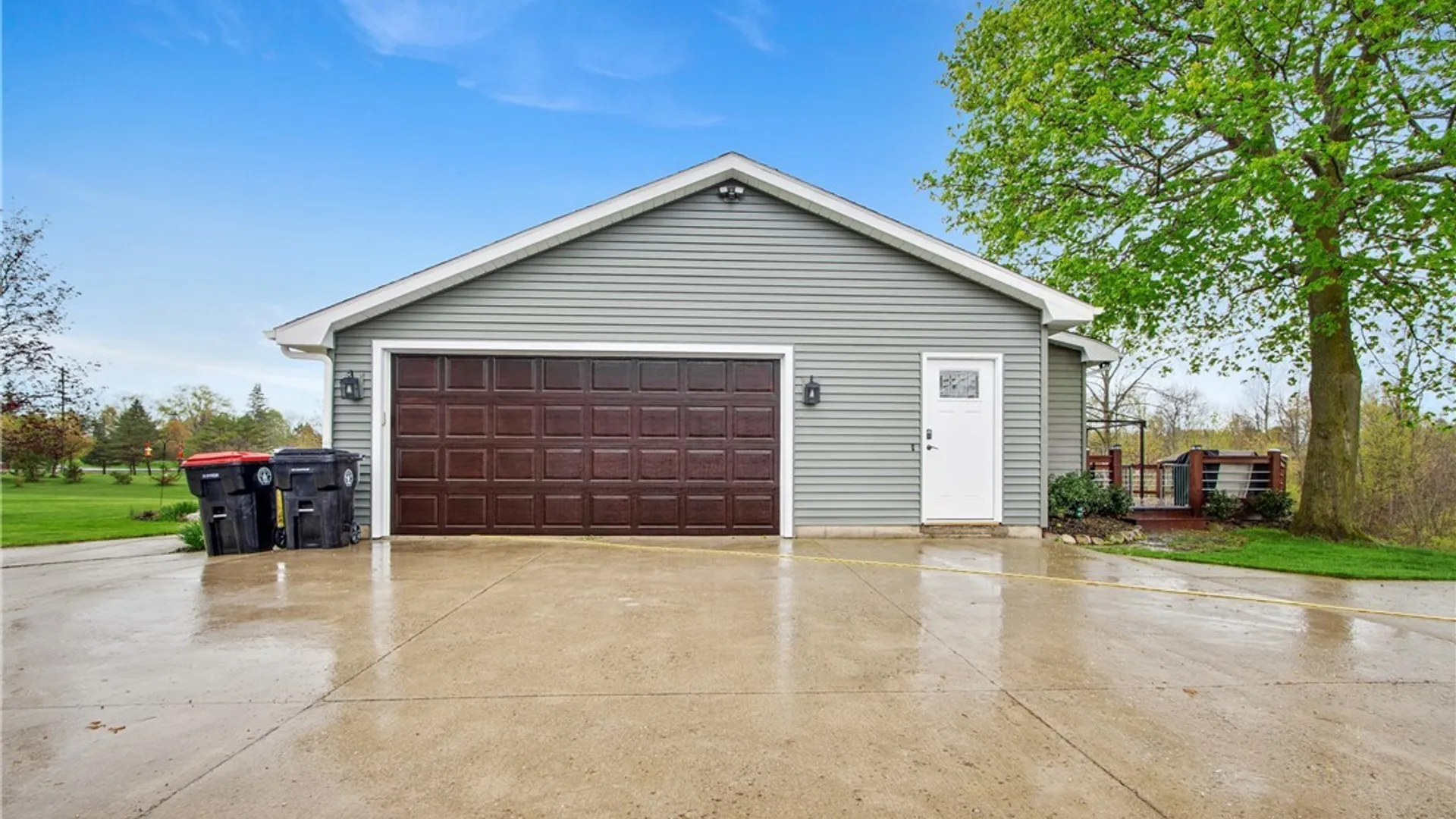 Property at 94 Westwood Road, Lancaster, NY 14086 44