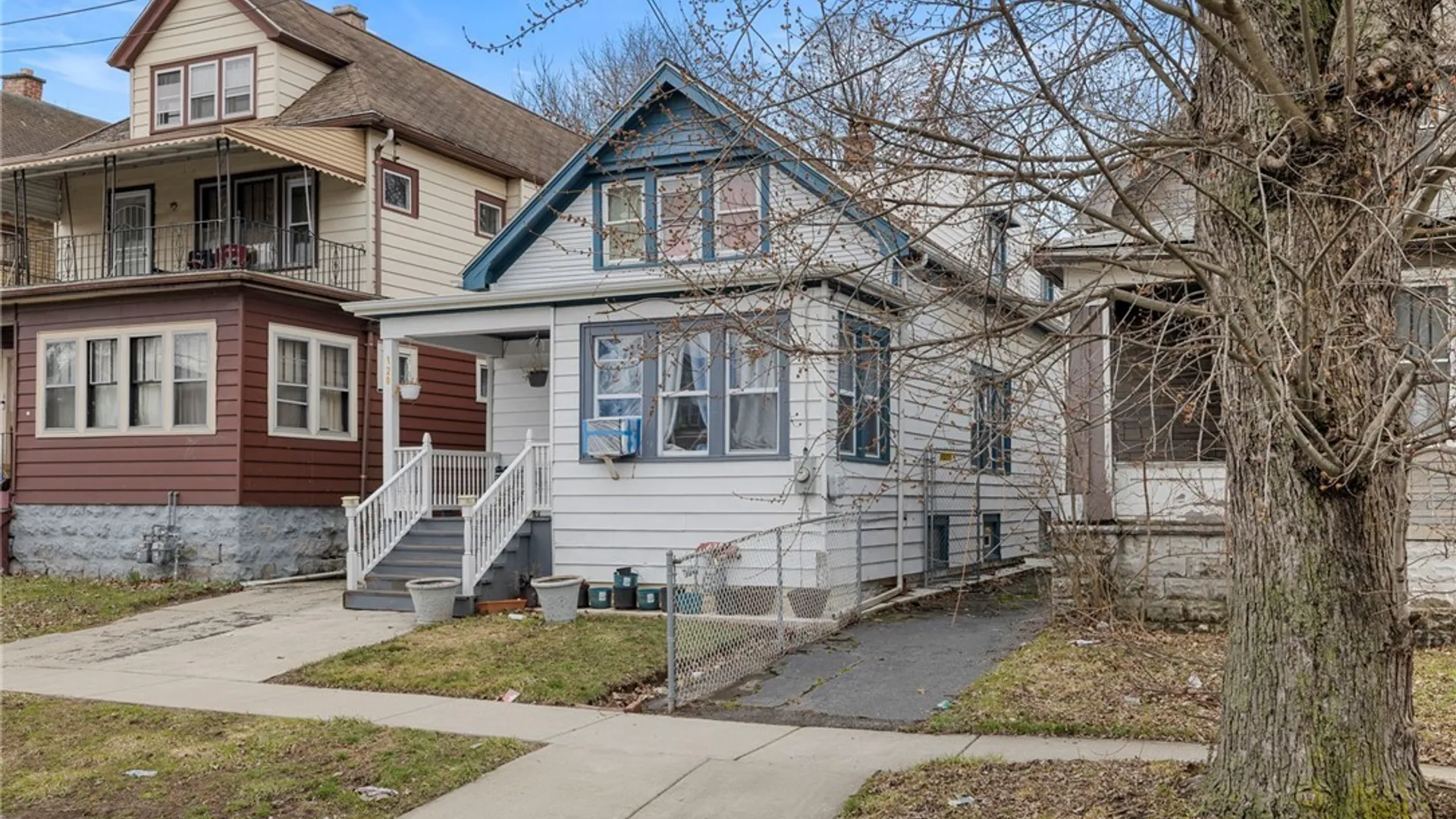 Property at 120 Richlawn Avenue, Buffalo, NY 14215 3