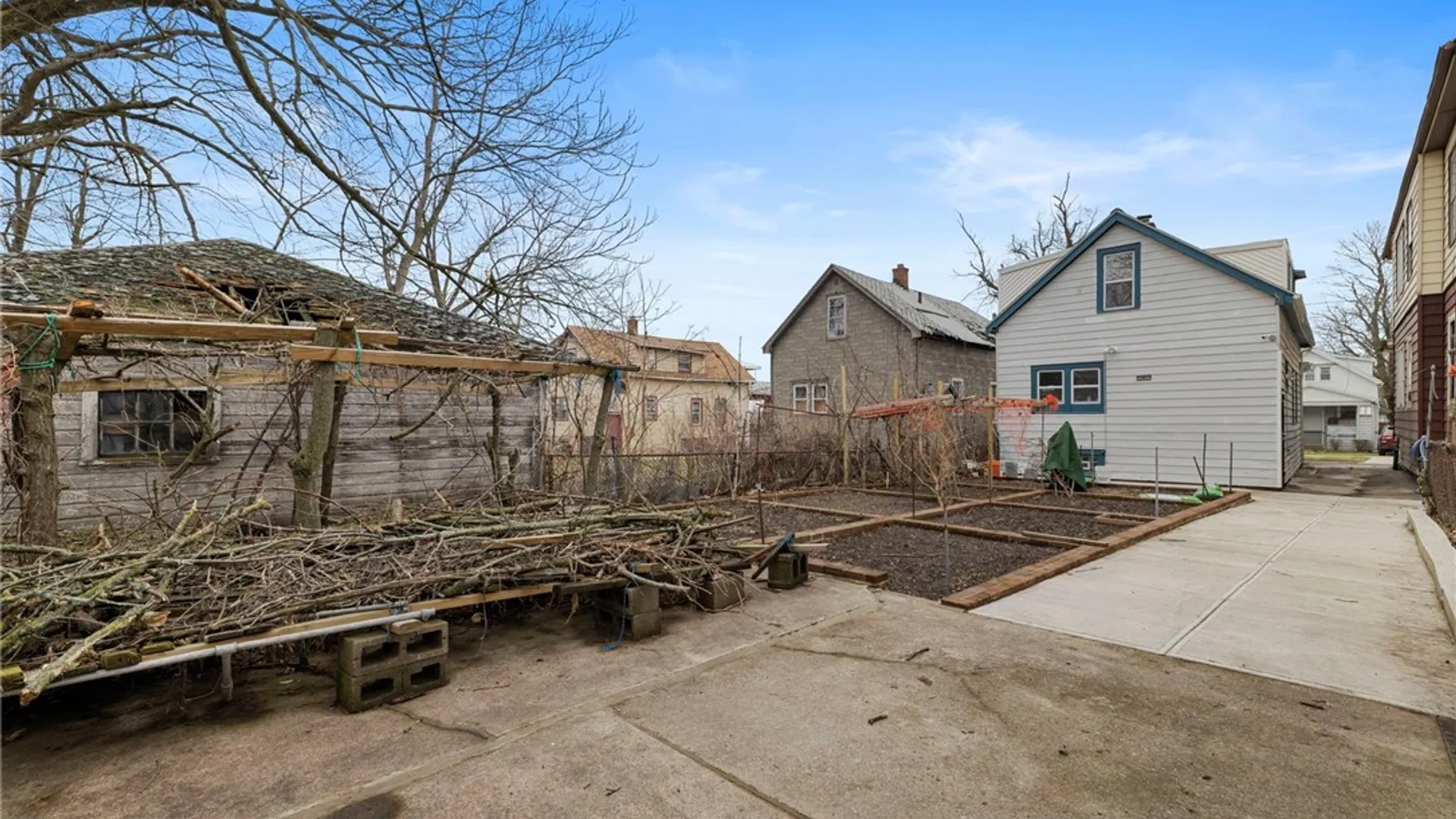 Property at 120 Richlawn Avenue, Buffalo, NY 14215 32