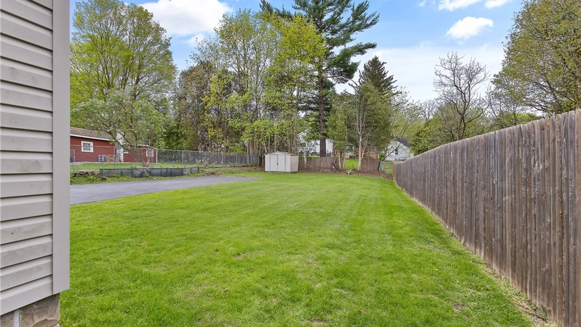 Property at 221 Mackay Avenue, Camillus, NY 13219 35