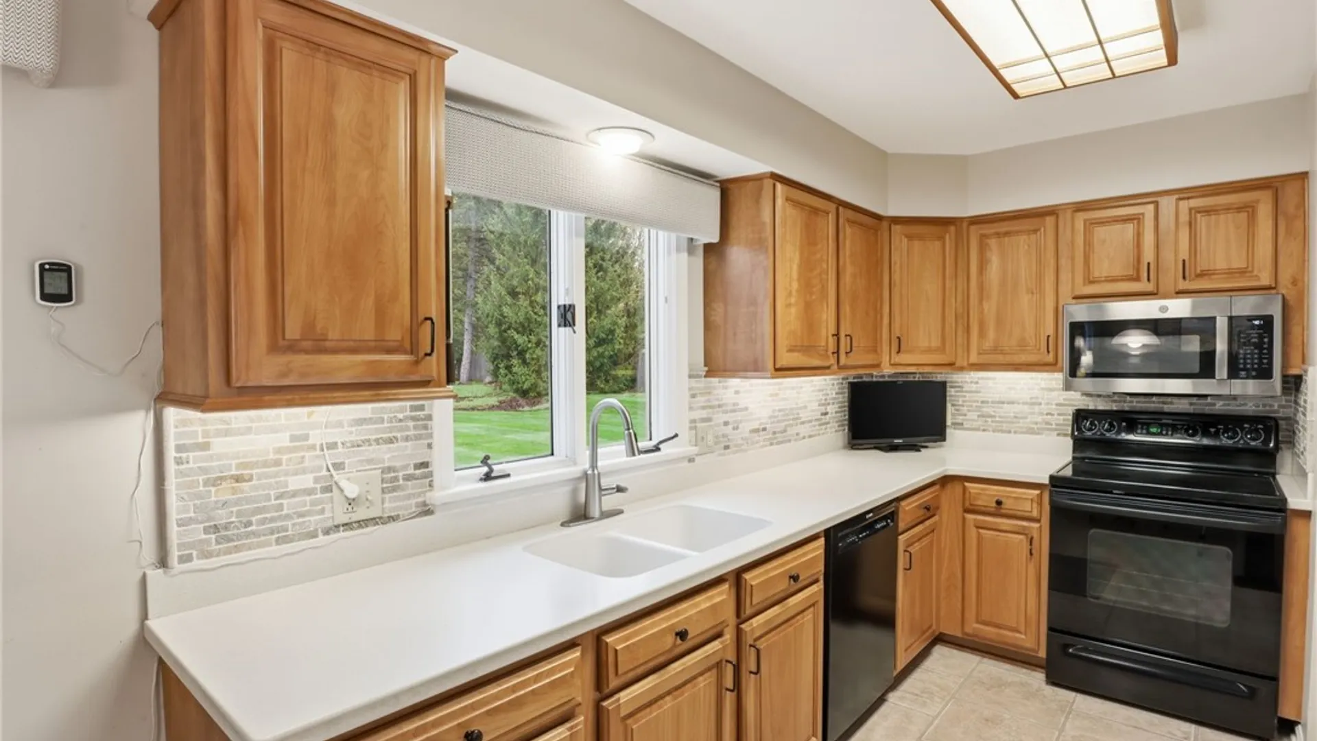 Property at 613 Bending Bough, Webster, NY 14580 10