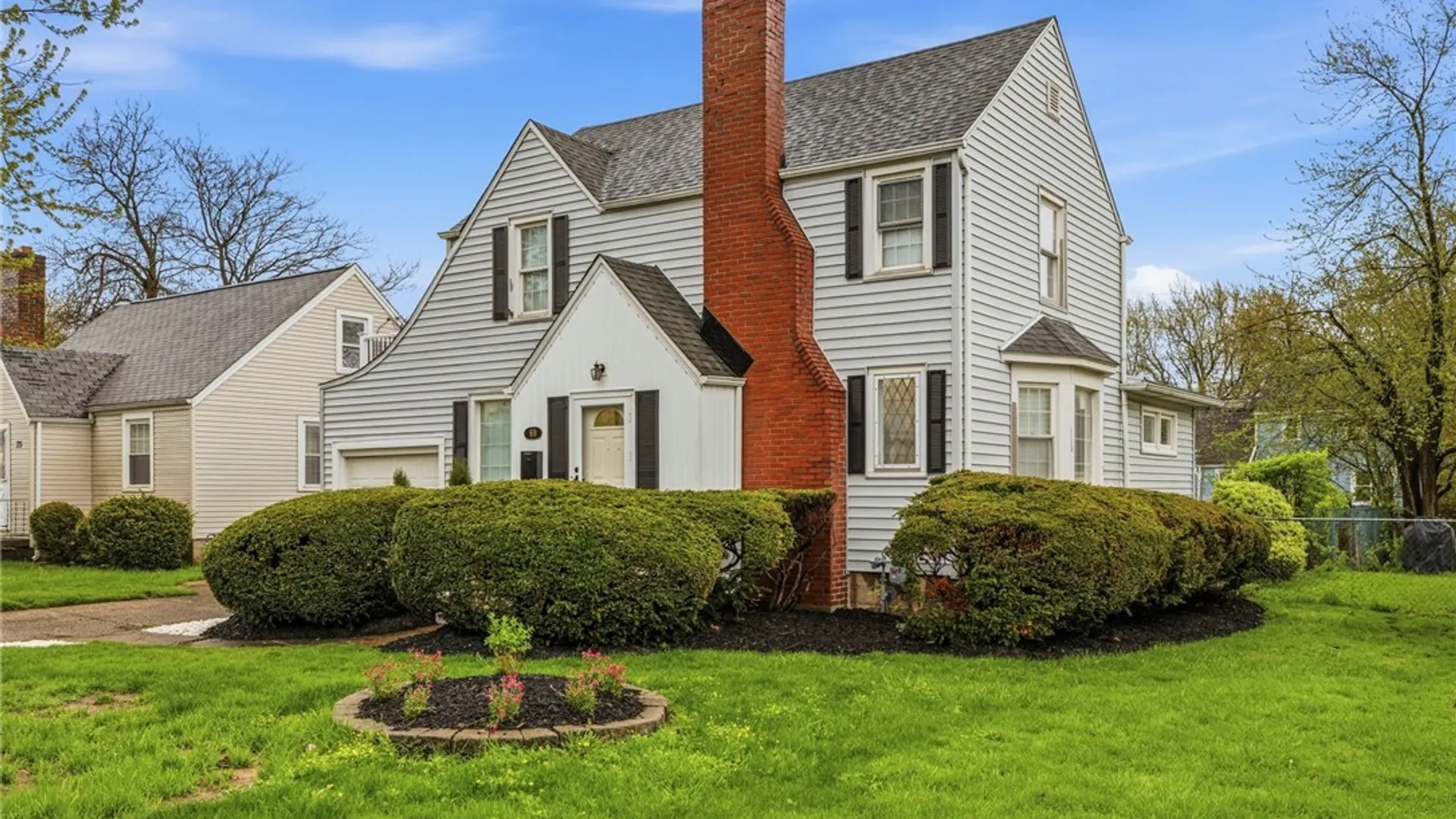 Property at 69 Cleveland Drive, Cheektowaga, NY 14215 2