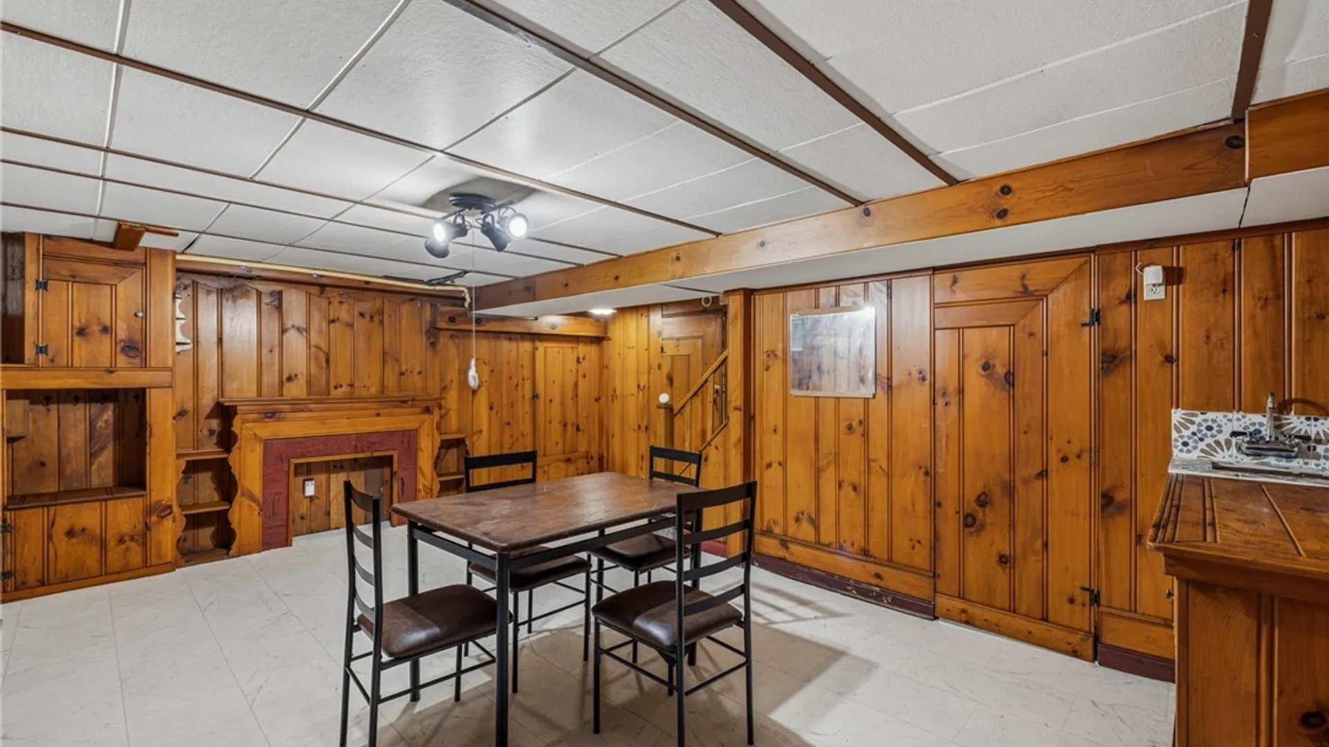 Property at 69 Cleveland Drive, Cheektowaga, NY 14215 33