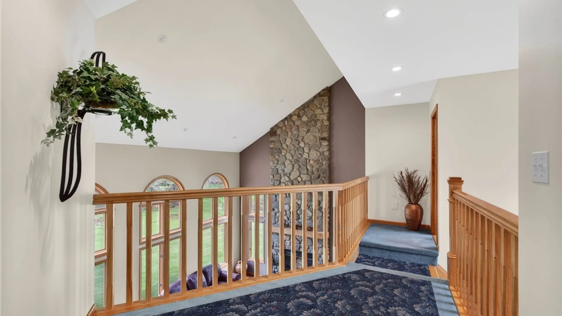 Property at 270 Woodstream Drive, Grand Island, NY 14072 24