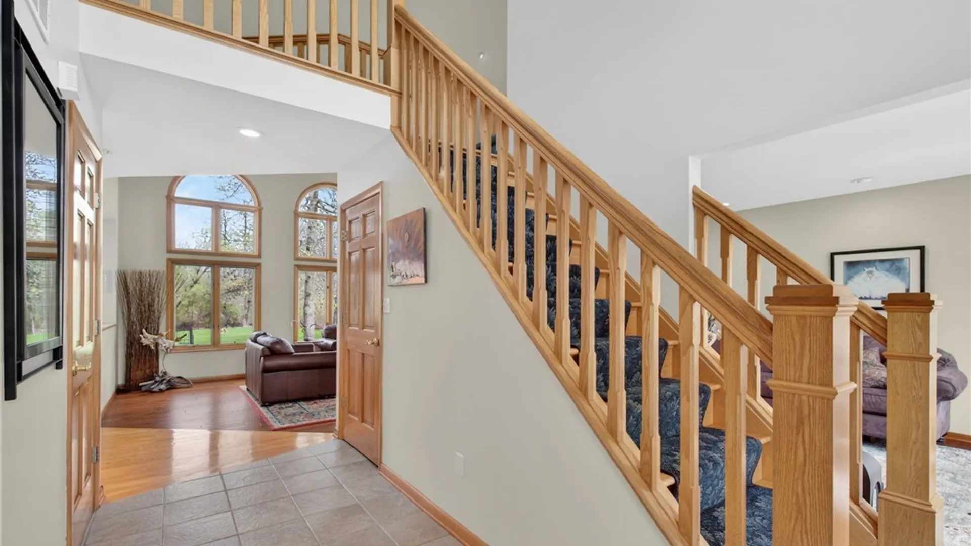 Property at 270 Woodstream Drive, Grand Island, NY 14072 5