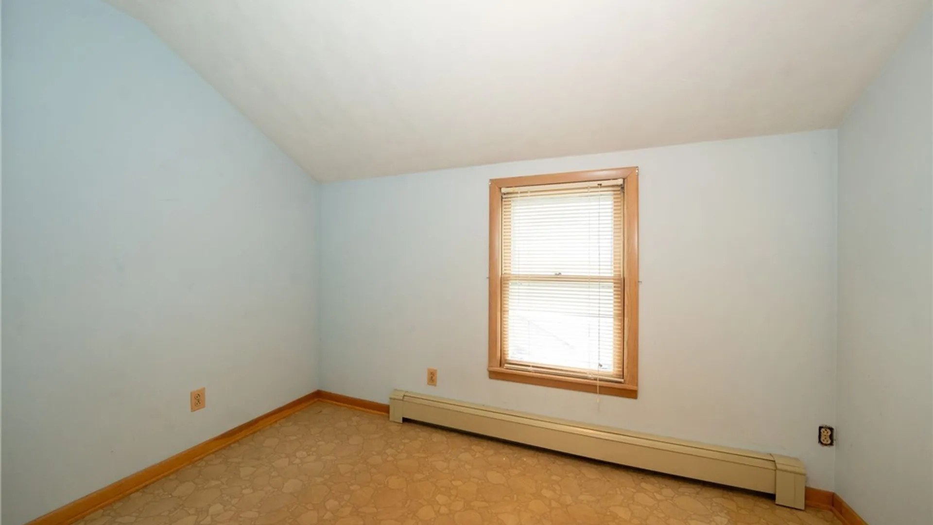 Property at 61 Shore Drive, Hamburg, NY 14219 25