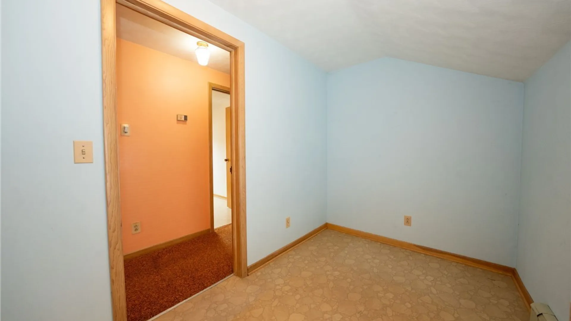 Property at 61 Shore Drive, Hamburg, NY 14219 27