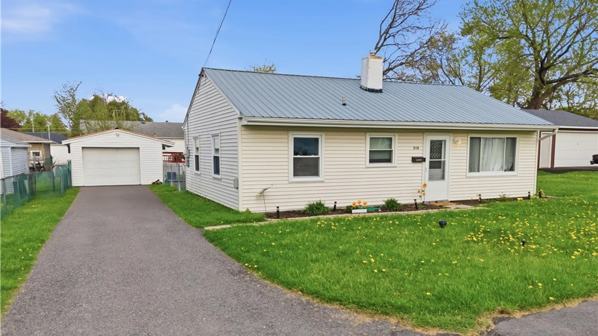 Property at 218 Tower Ave, Salina, NY 13206 29