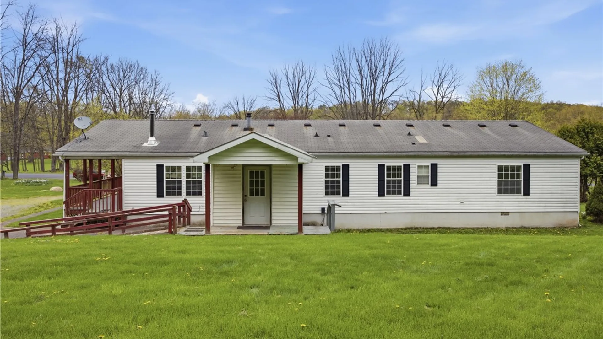 Property at 823 Glover Road, Galen, NY 14433 6