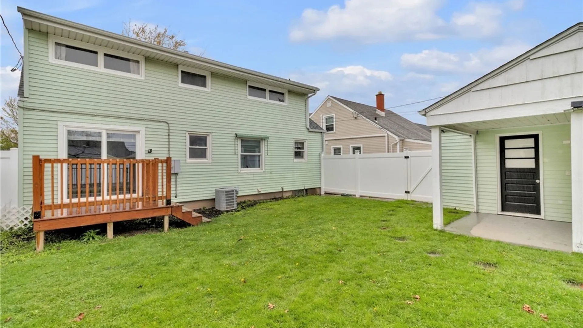 Property at 334 Wrexham Court, Tonawanda, NY 14150 38