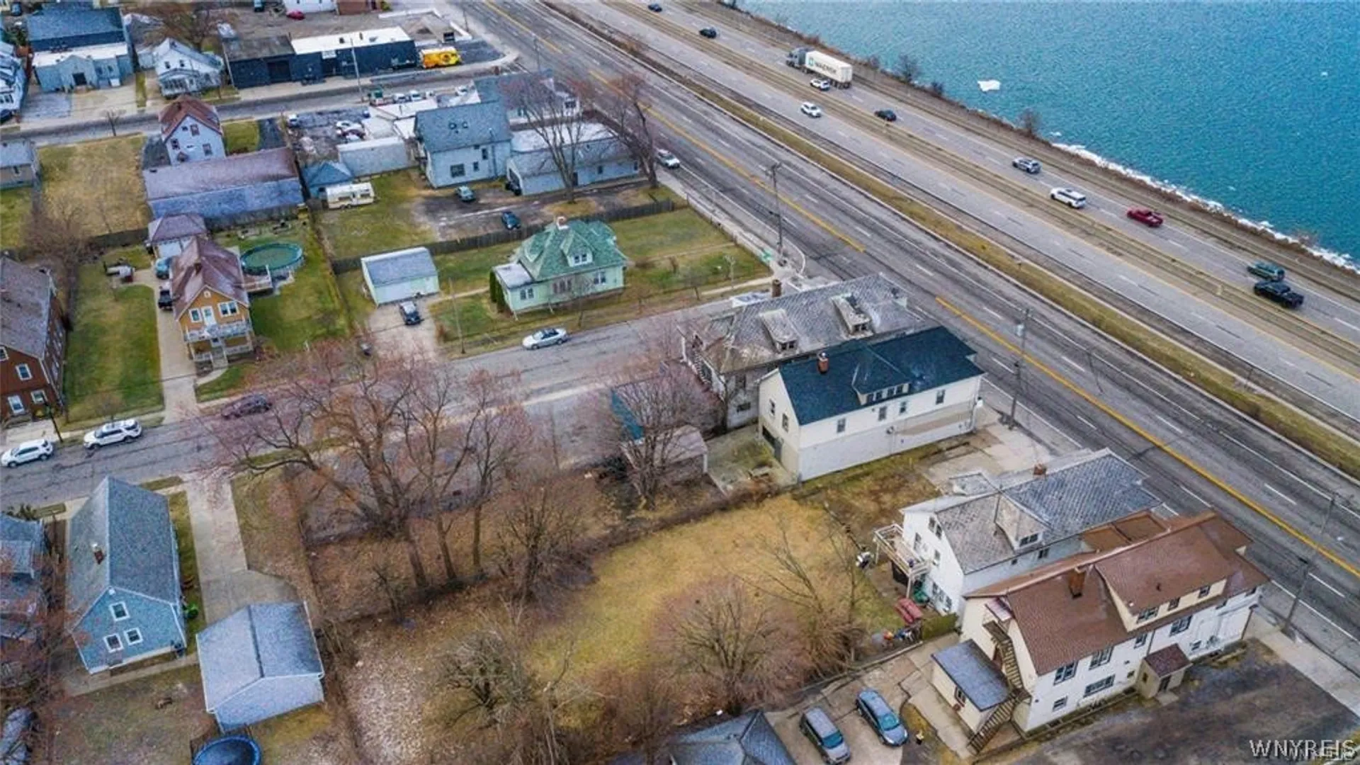 Property at 2877 Niagara Street, Tonawanda, NY 14207 3