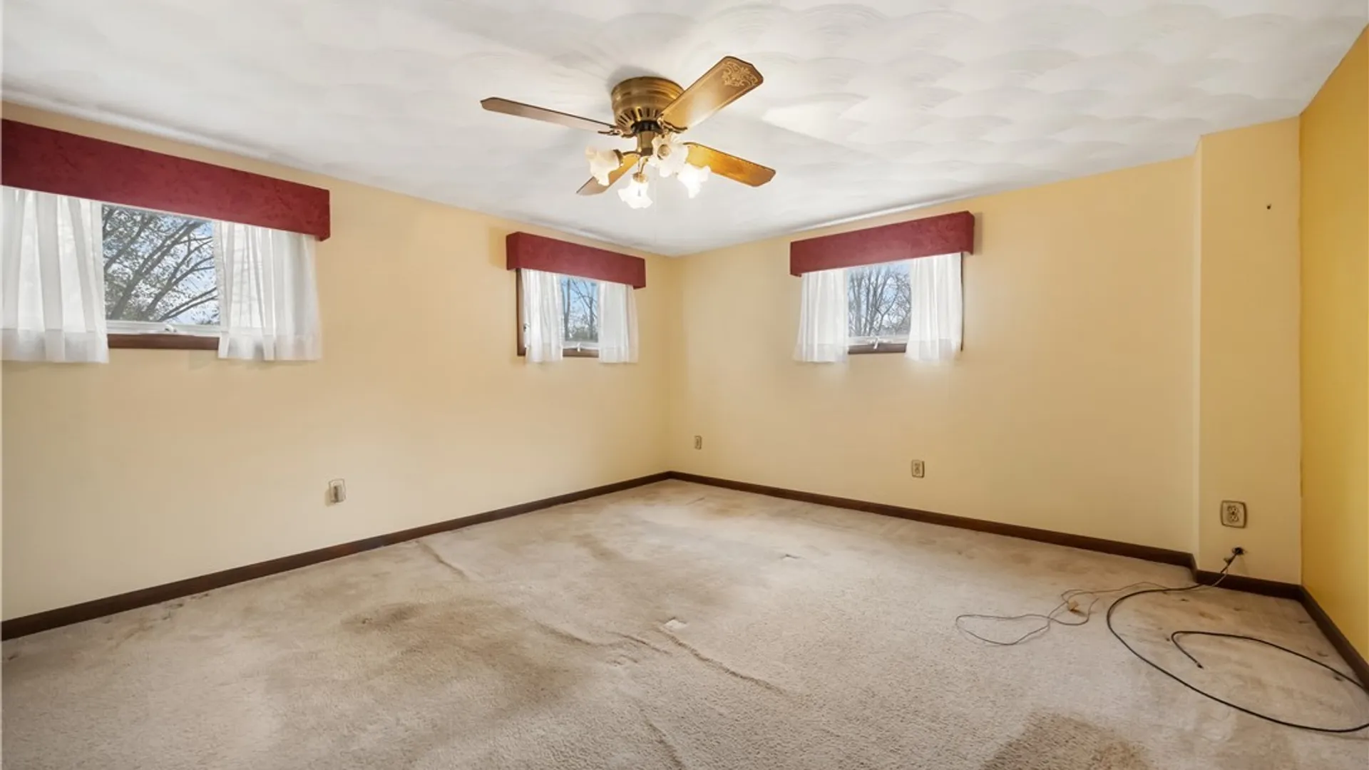 Property at 8258 Thompson Road, Cicero, NY 13039 18