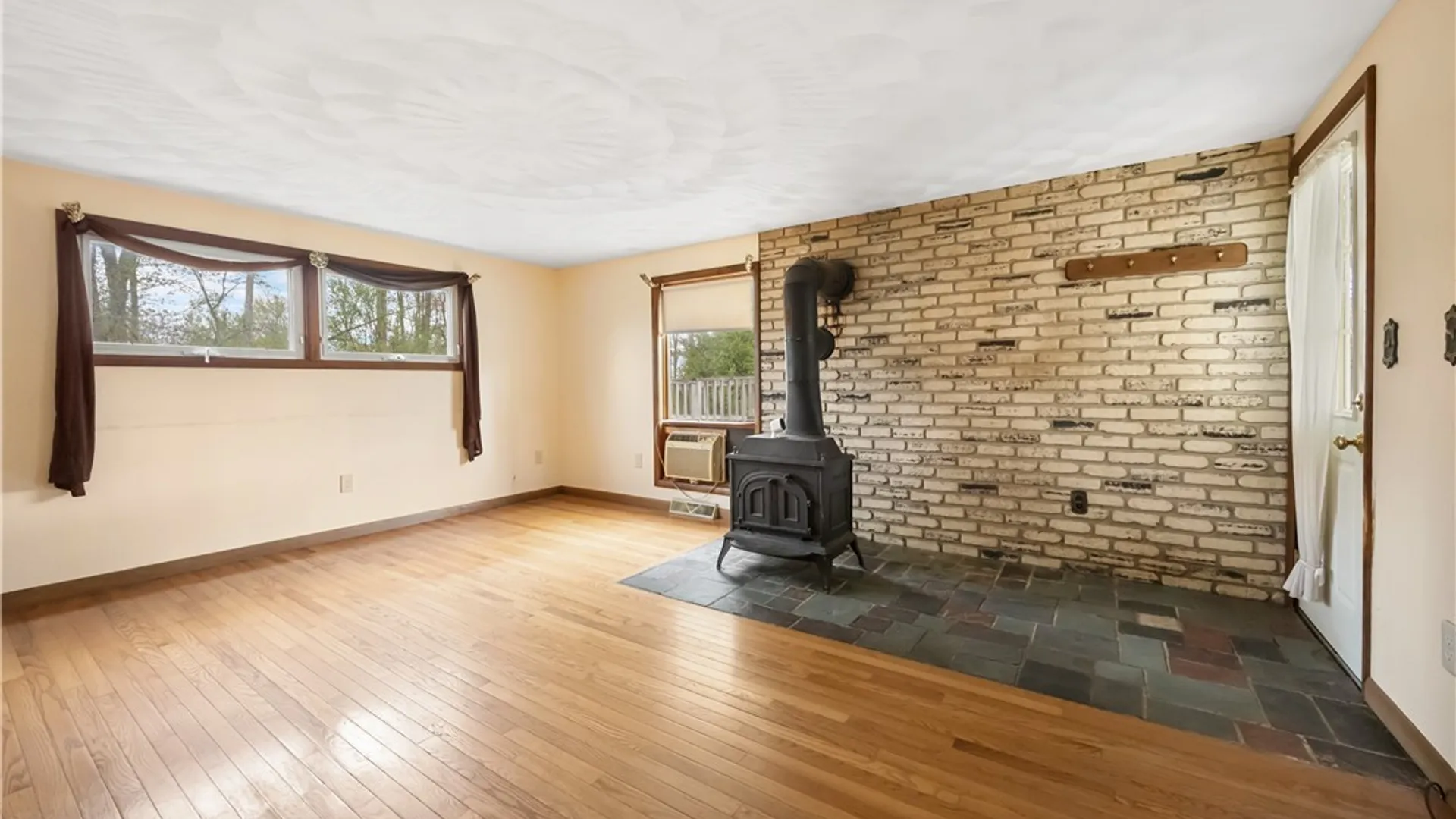 Property at 8258 Thompson Road, Cicero, NY 13039 4
