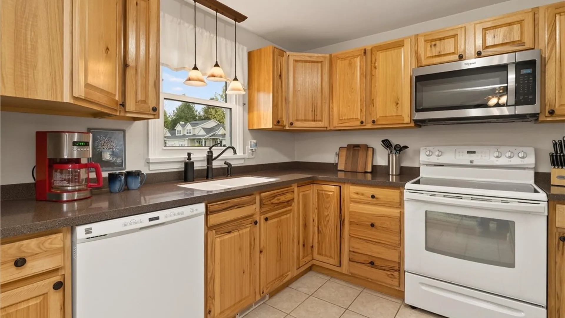 Property at 1167 Hampton Drive, Victor, NY 14564 17