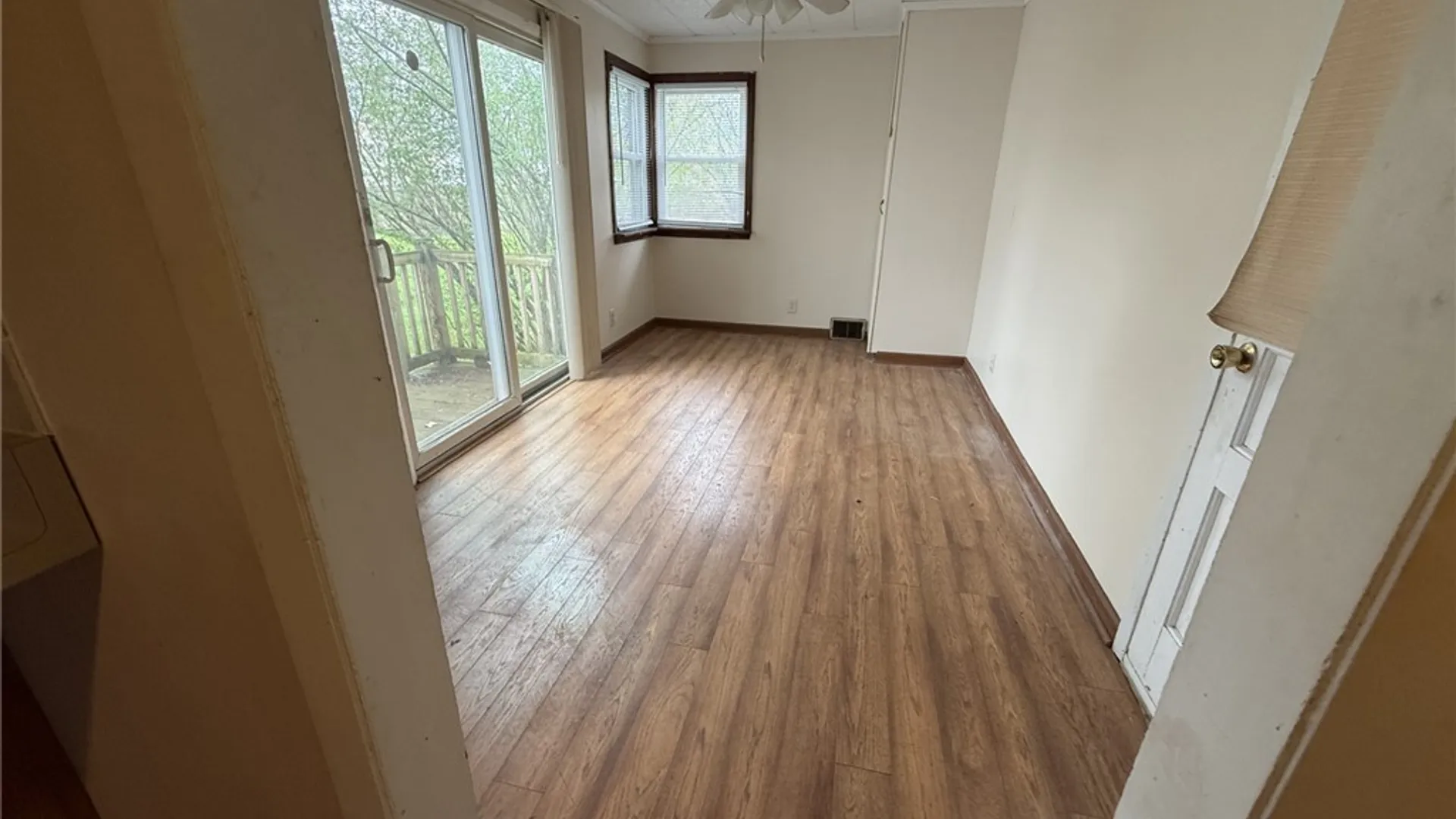 Property at 241 Kings Highway, Amherst, NY 14226 12