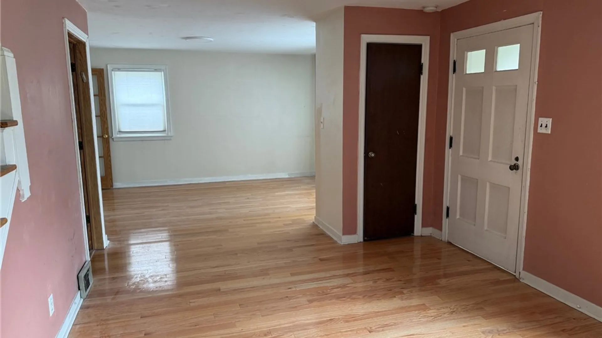 Property at 241 Kings Highway, Amherst, NY 14226 4