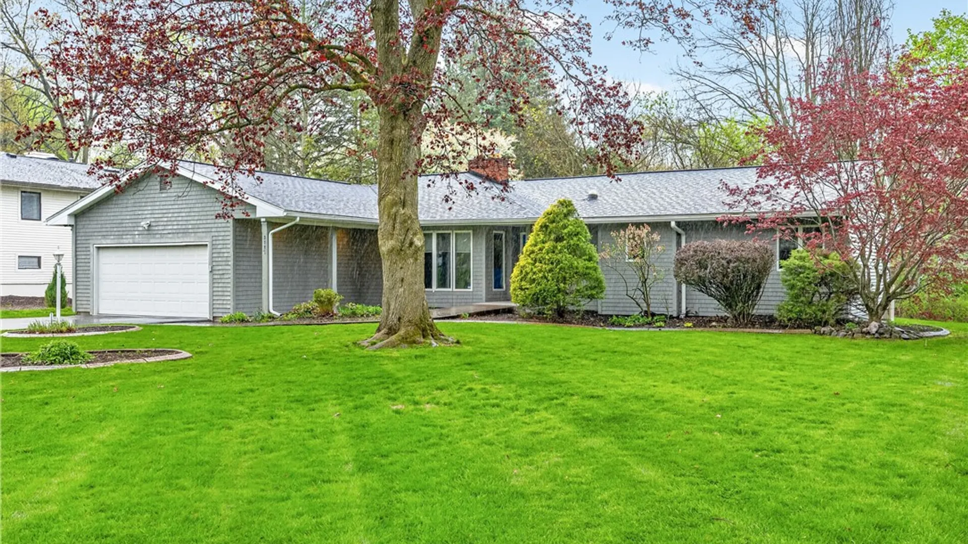 Property at 3725 East Ave, Pittsford, NY 14618 2
