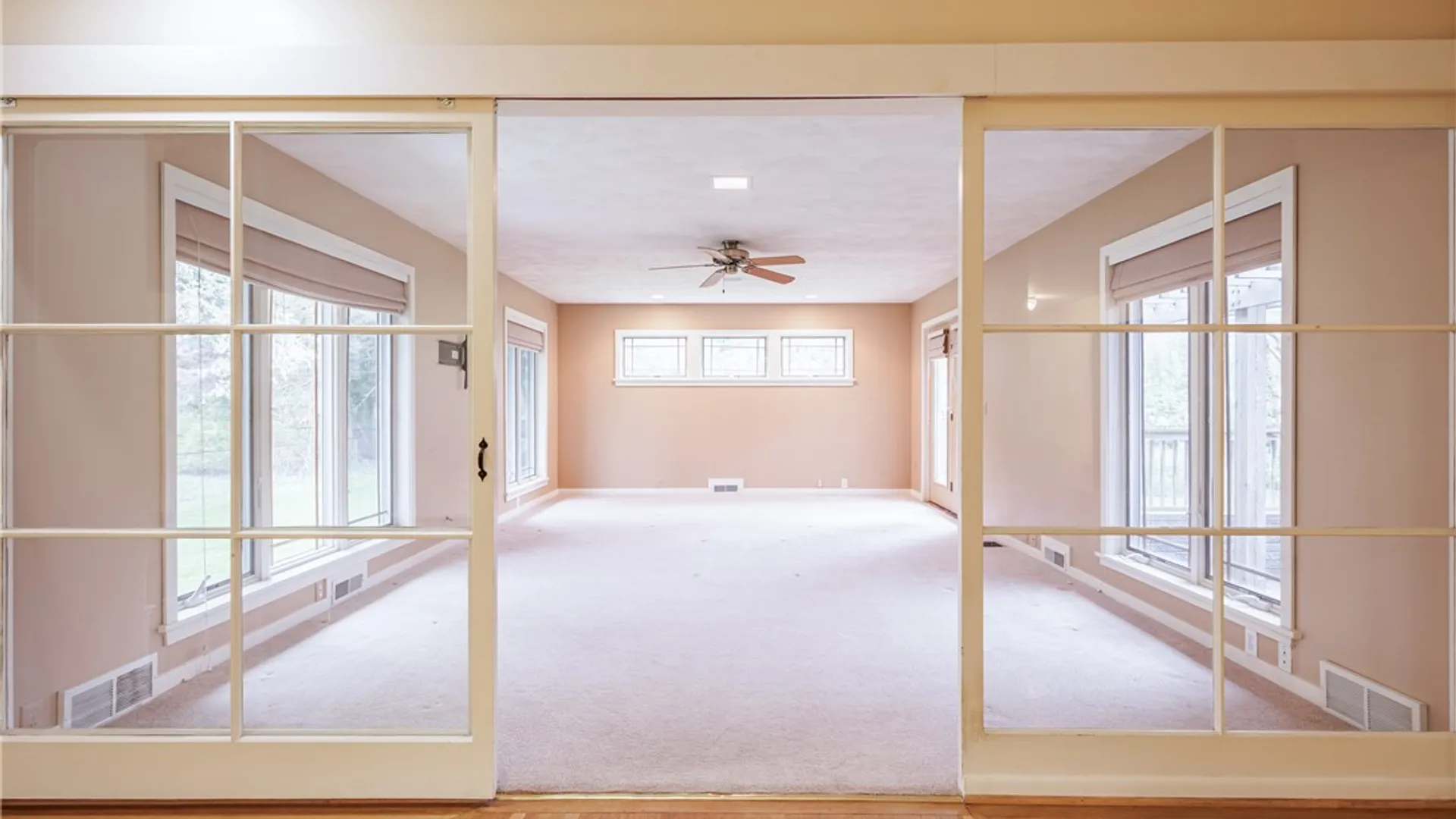Property at 3725 East Ave, Pittsford, NY 14618 9