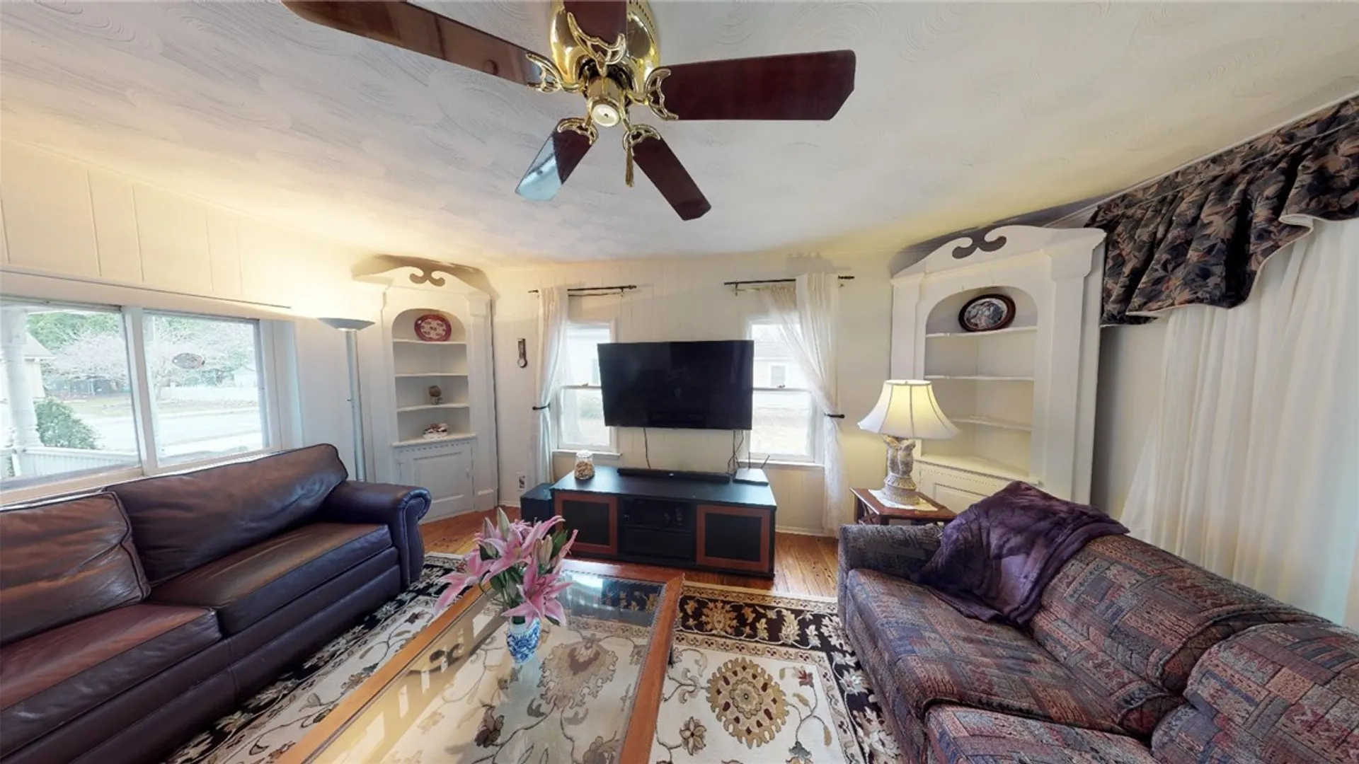 Property at 20 Boughton Avenue, Pittsford, NY 14534 18