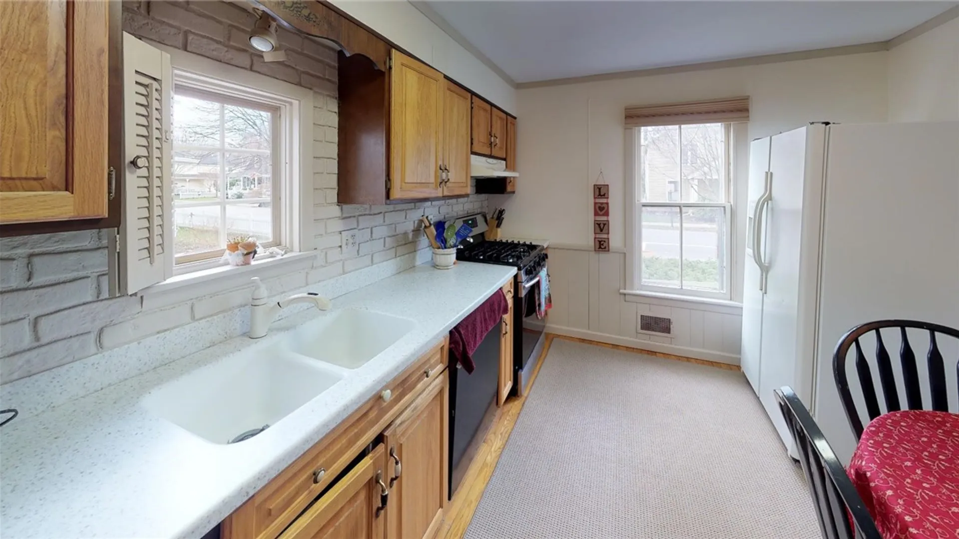 Property at 20 Boughton Avenue, Pittsford, NY 14534 21