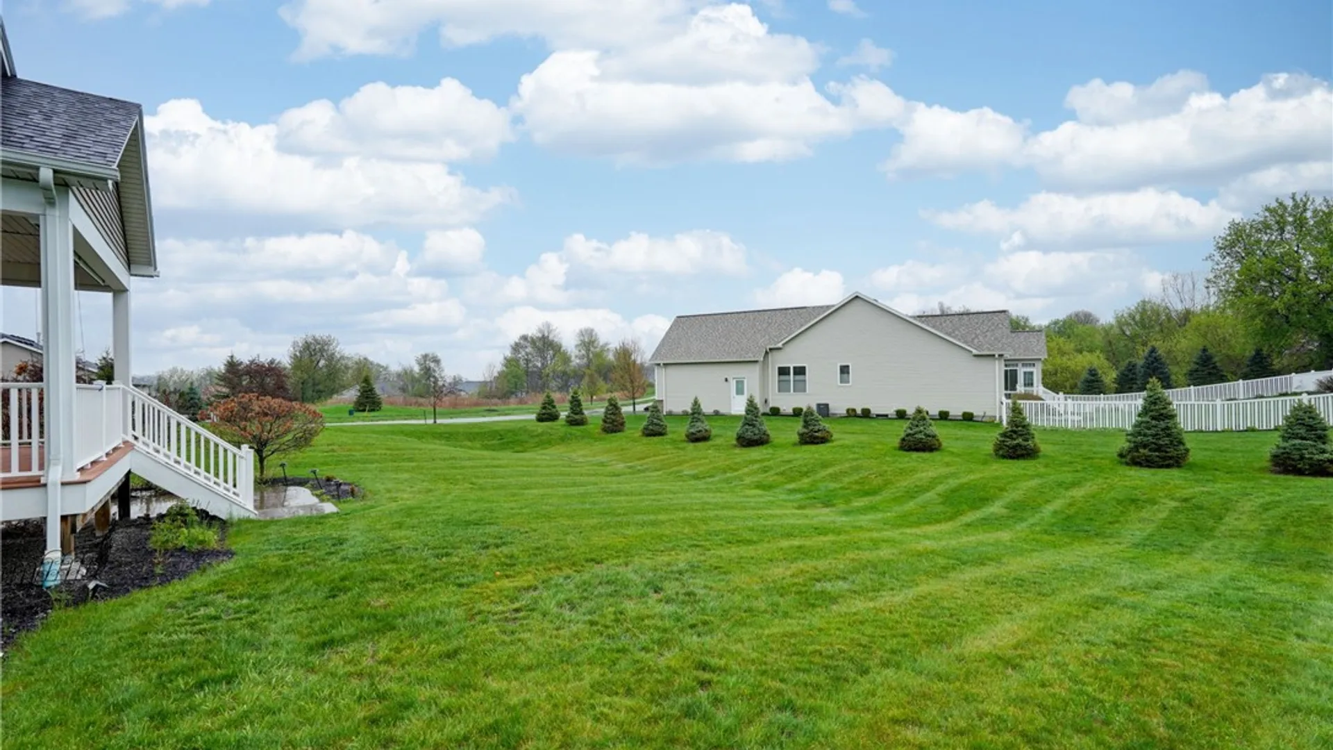 Property at 6945 Silverton Glen, Victor, NY 14564 38