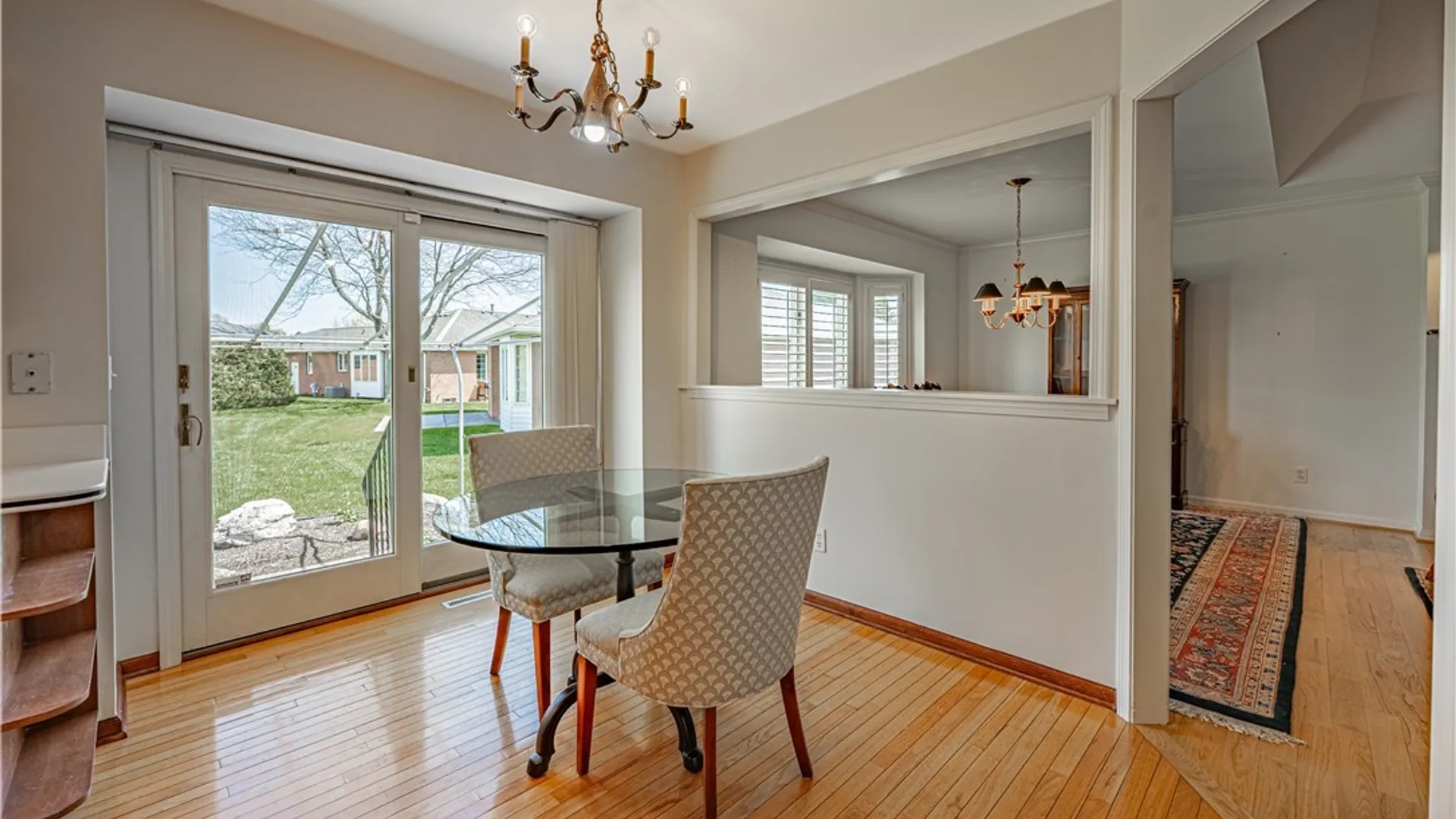Property at 9 Saint Charles Ct, Amherst, NY 14221 16