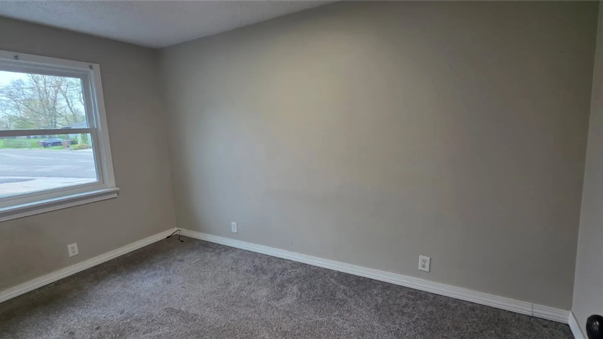 Property at 24 Starcrest Drive, Cheektowaga, NY 14225 17