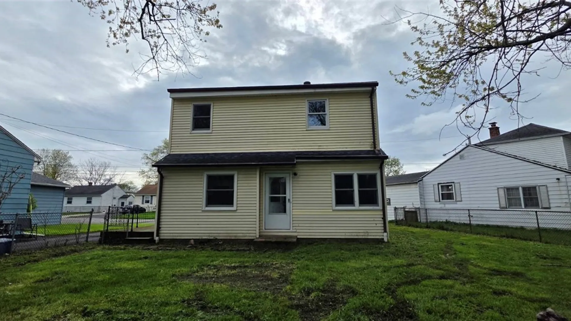 Property at 24 Starcrest Drive, Cheektowaga, NY 14225 4
