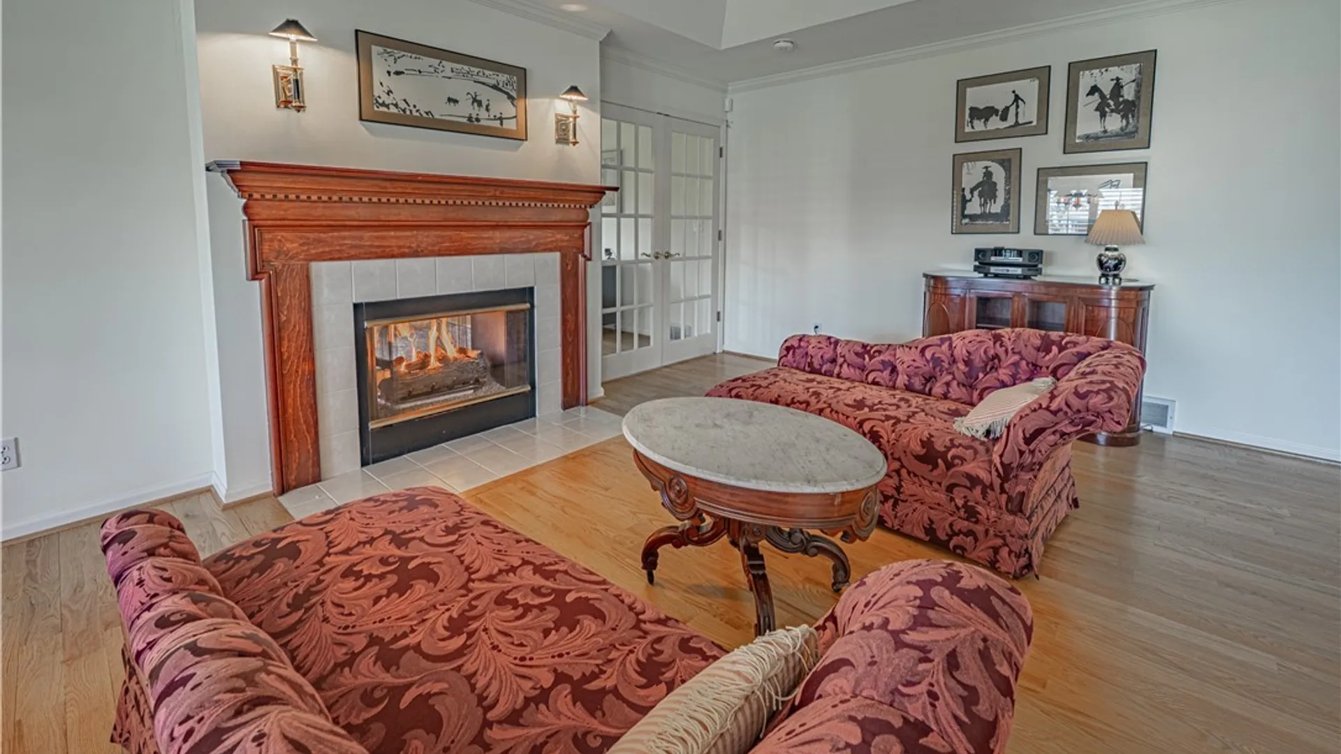 Property at 9 Saint Charles Ct, Amherst, NY 14221 11
