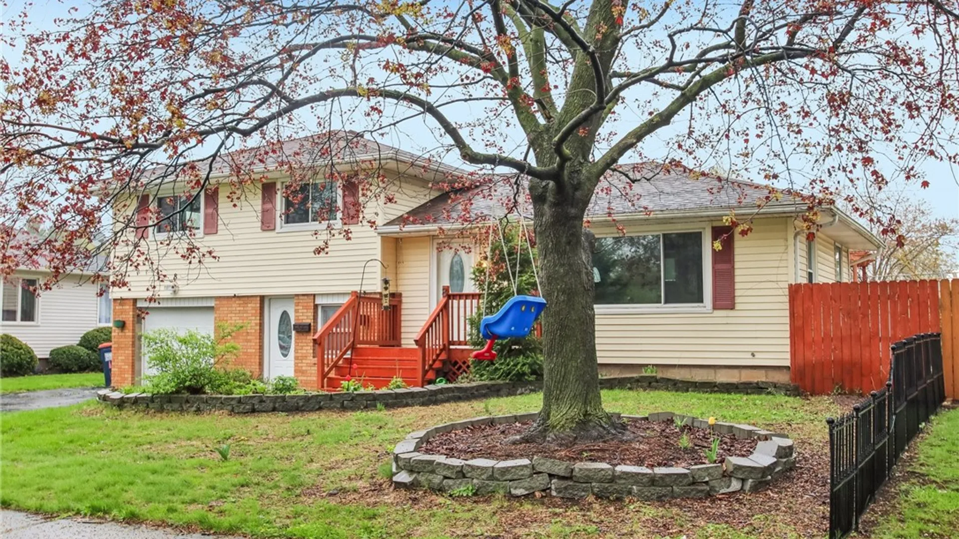 Property at 8 Caren Drive, Irondequoit, NY 14622 5