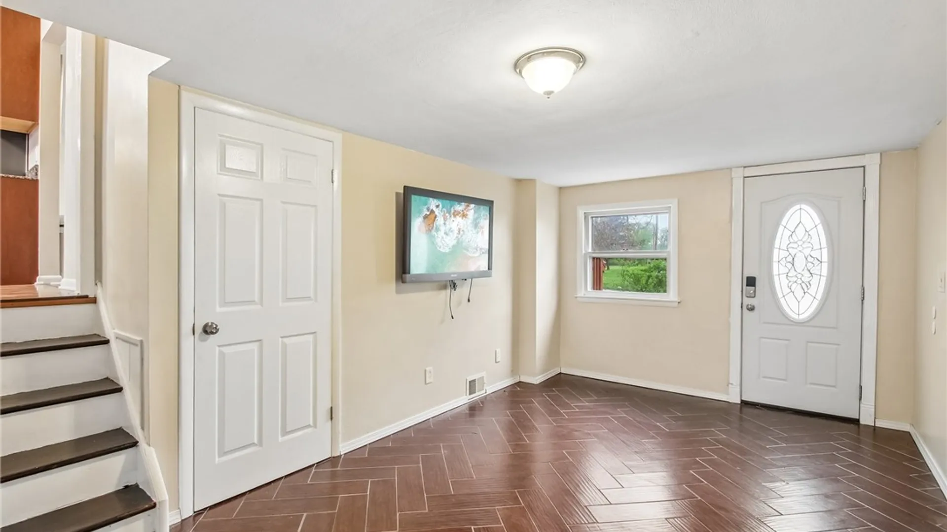 Property at 8 Caren Drive, Irondequoit, NY 14622 9