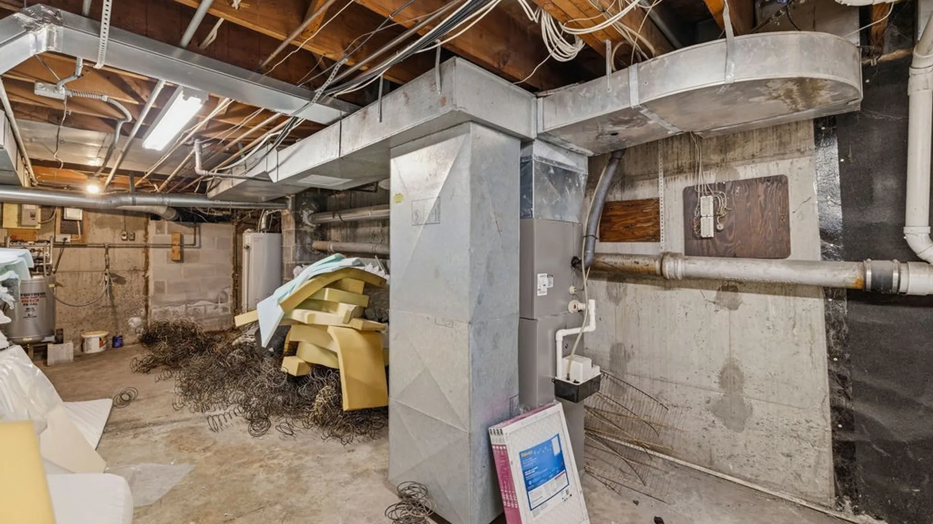 Property at 2722 Pine Avenue, Niagara Falls, NY 14301 25