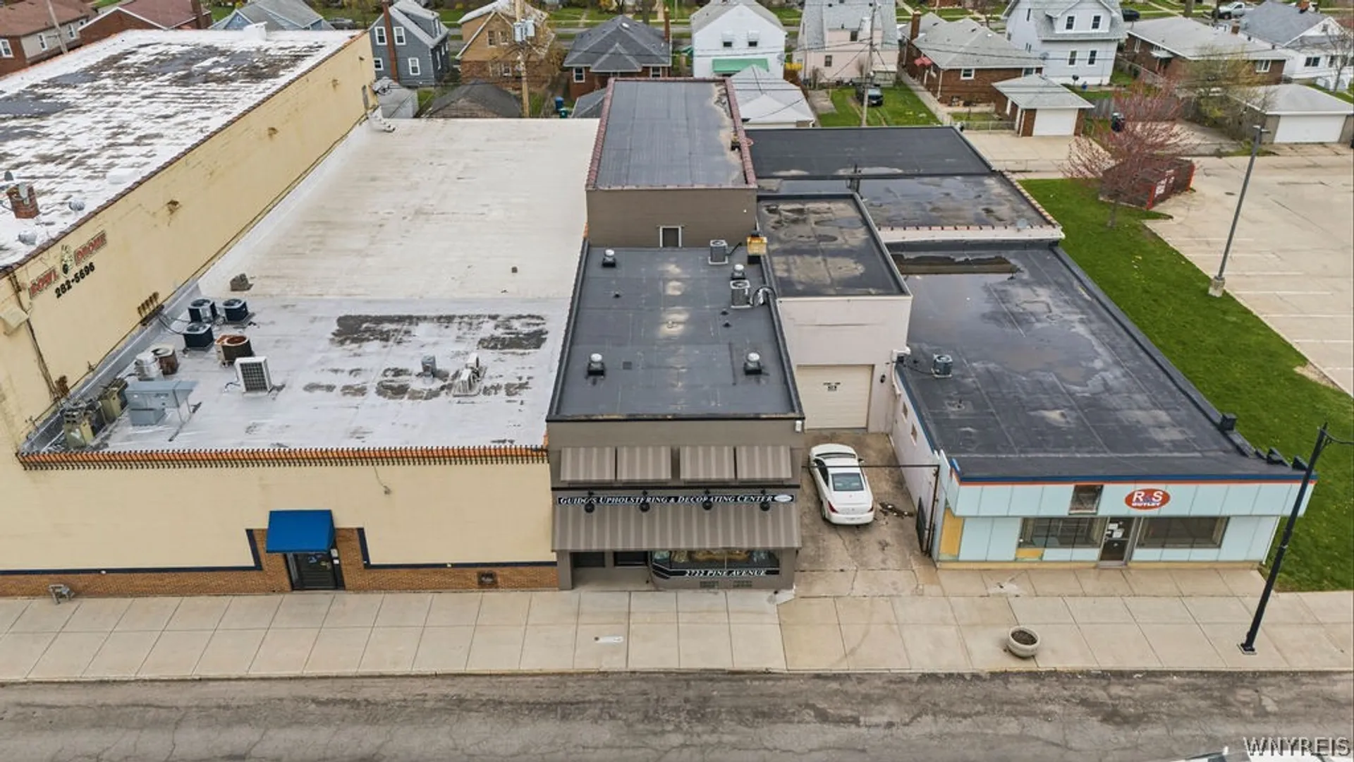 Property at 2722 Pine Avenue, Niagara Falls, NY 14301 3