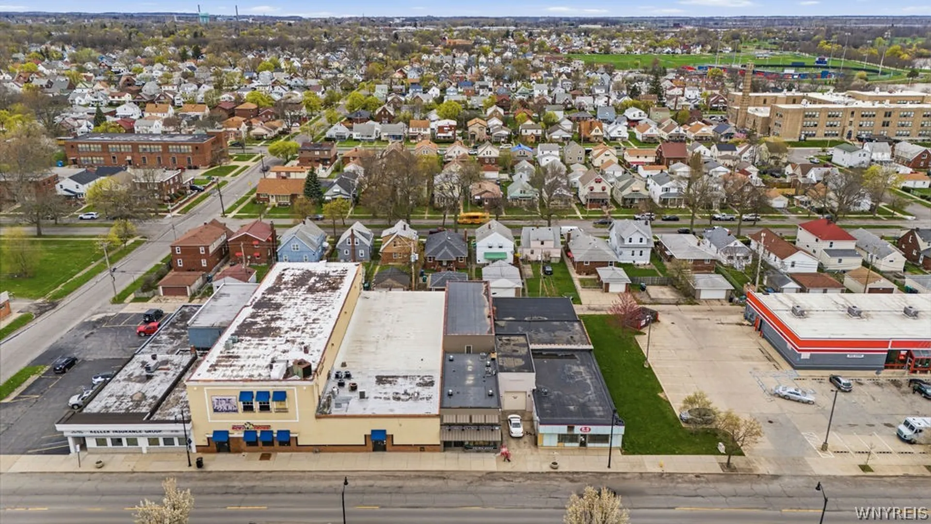 Property at 2722 Pine Avenue, Niagara Falls, NY 14301 4