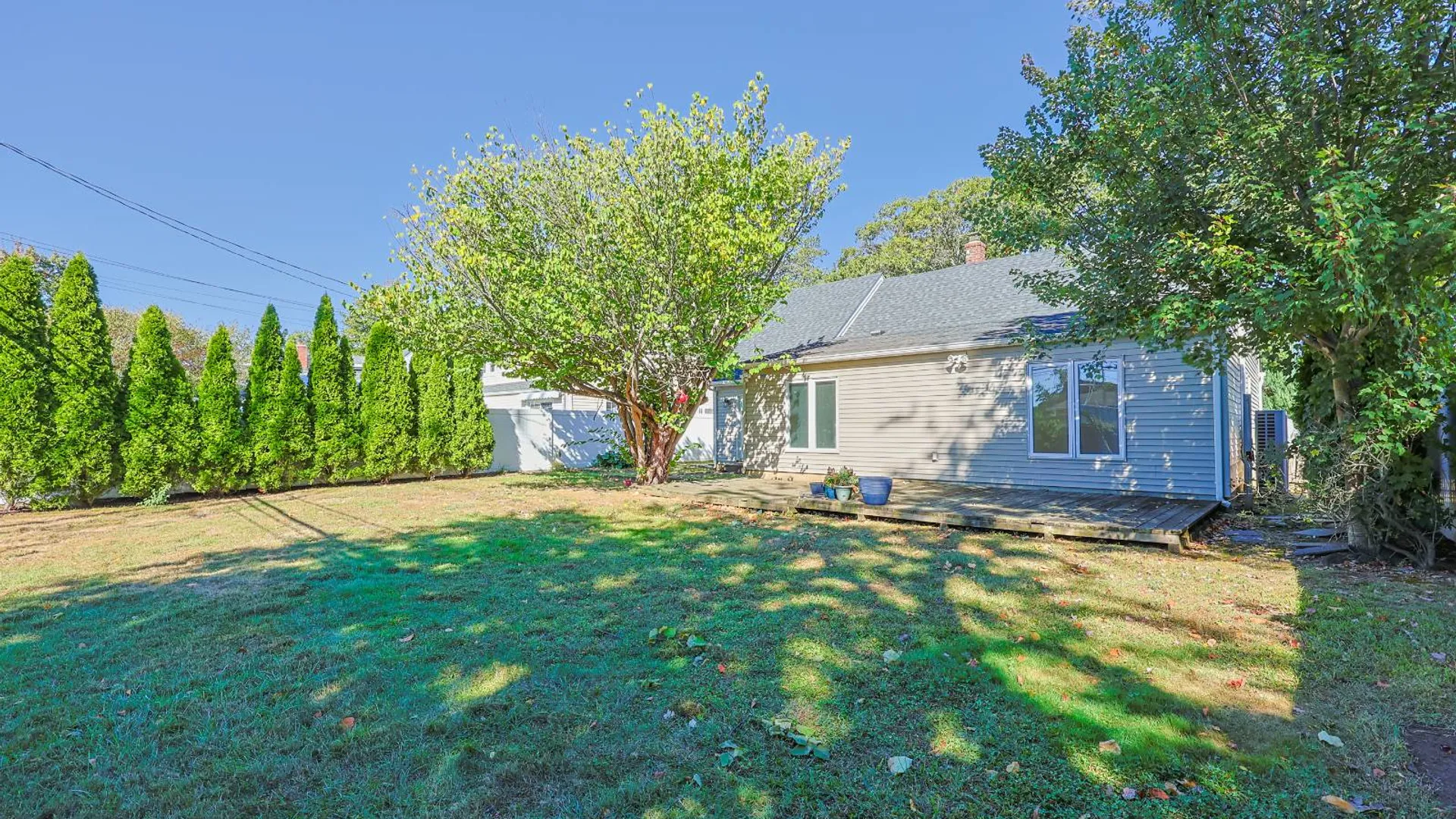 Property at 84 Cornflower Rd, Levittown, NY 11756 15