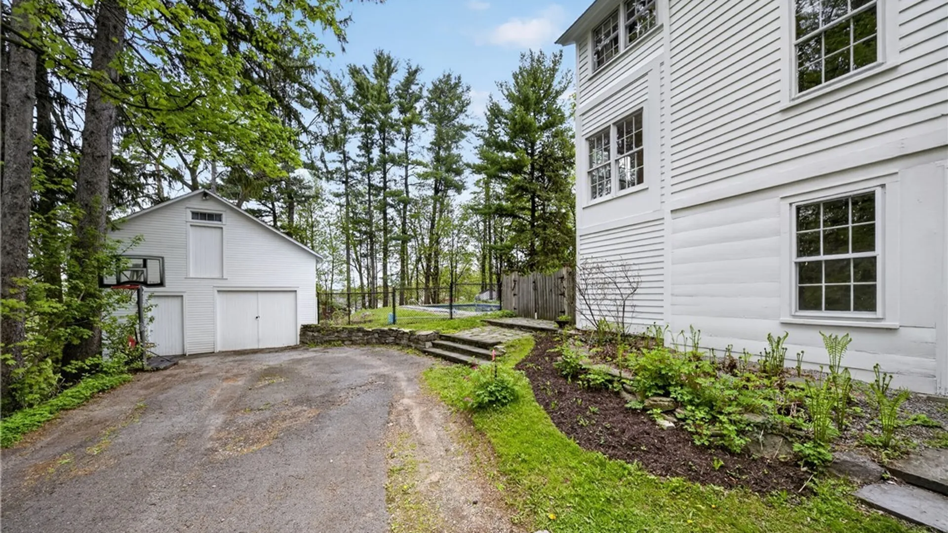 Property at 119 Elm Street, Manlius, NY 13066 9