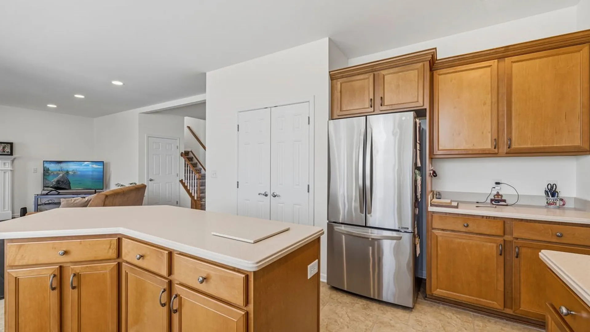 Property at 173 Mcconkey Drive, Tonawanda, NY 14223 10