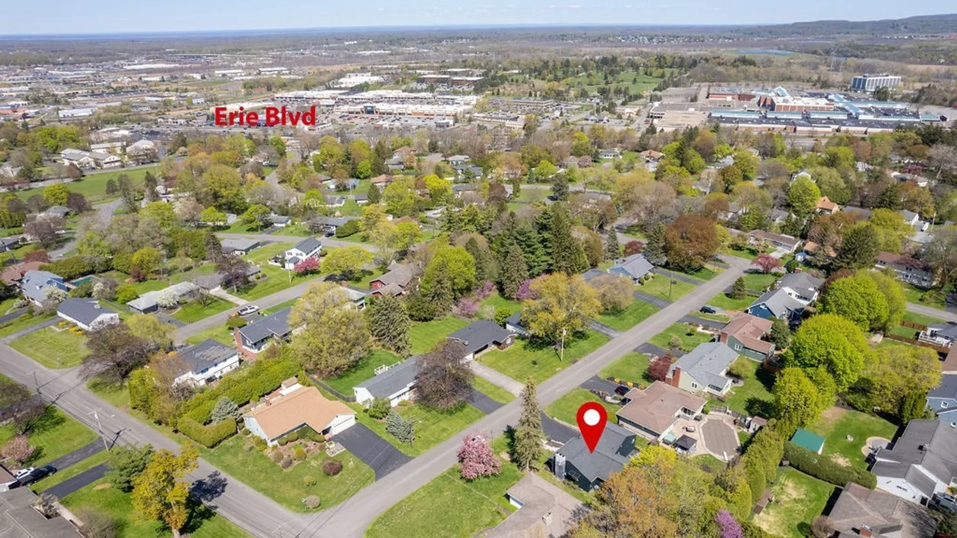 Property at 411 Brampton Drive, DeWitt, NY 13214 45