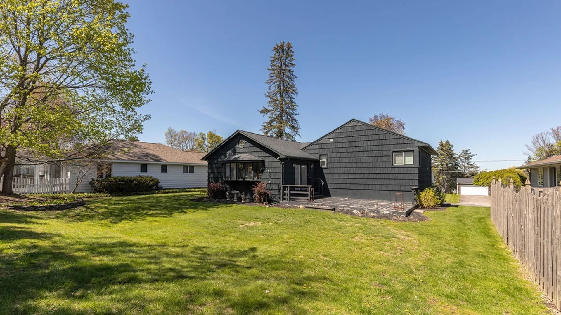 Property at 411 Brampton Drive, DeWitt, NY 13214 47