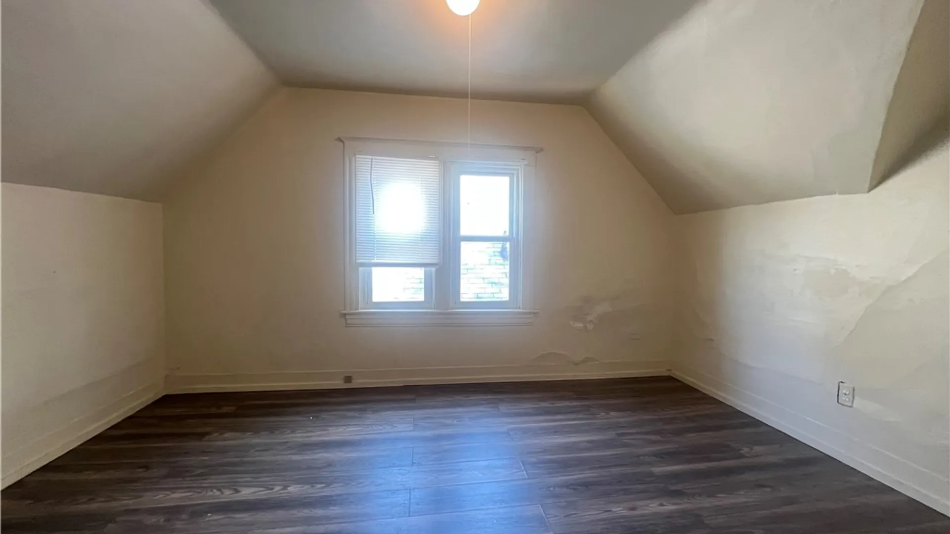 Property at 5 Saint Jacob St, Rochester, NY 14622 17