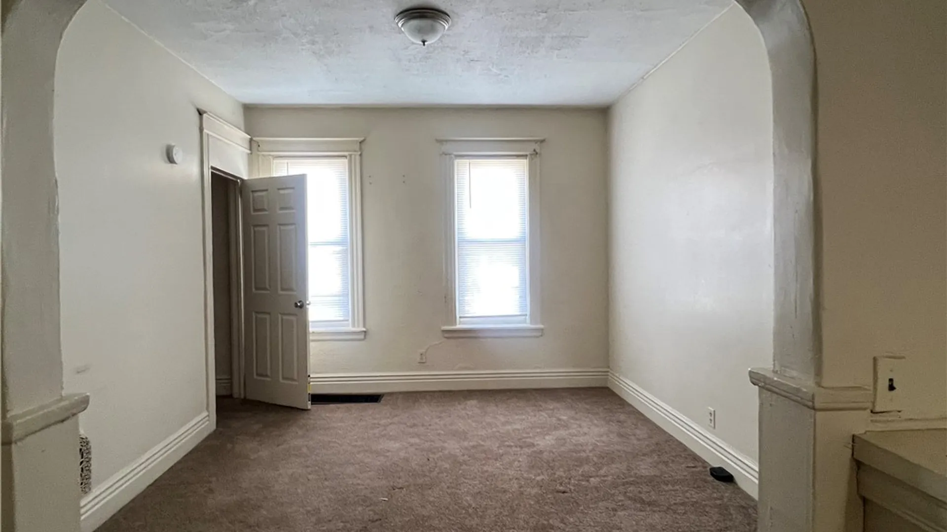 Property at 5 Saint Jacob St, Rochester, NY 14622 6