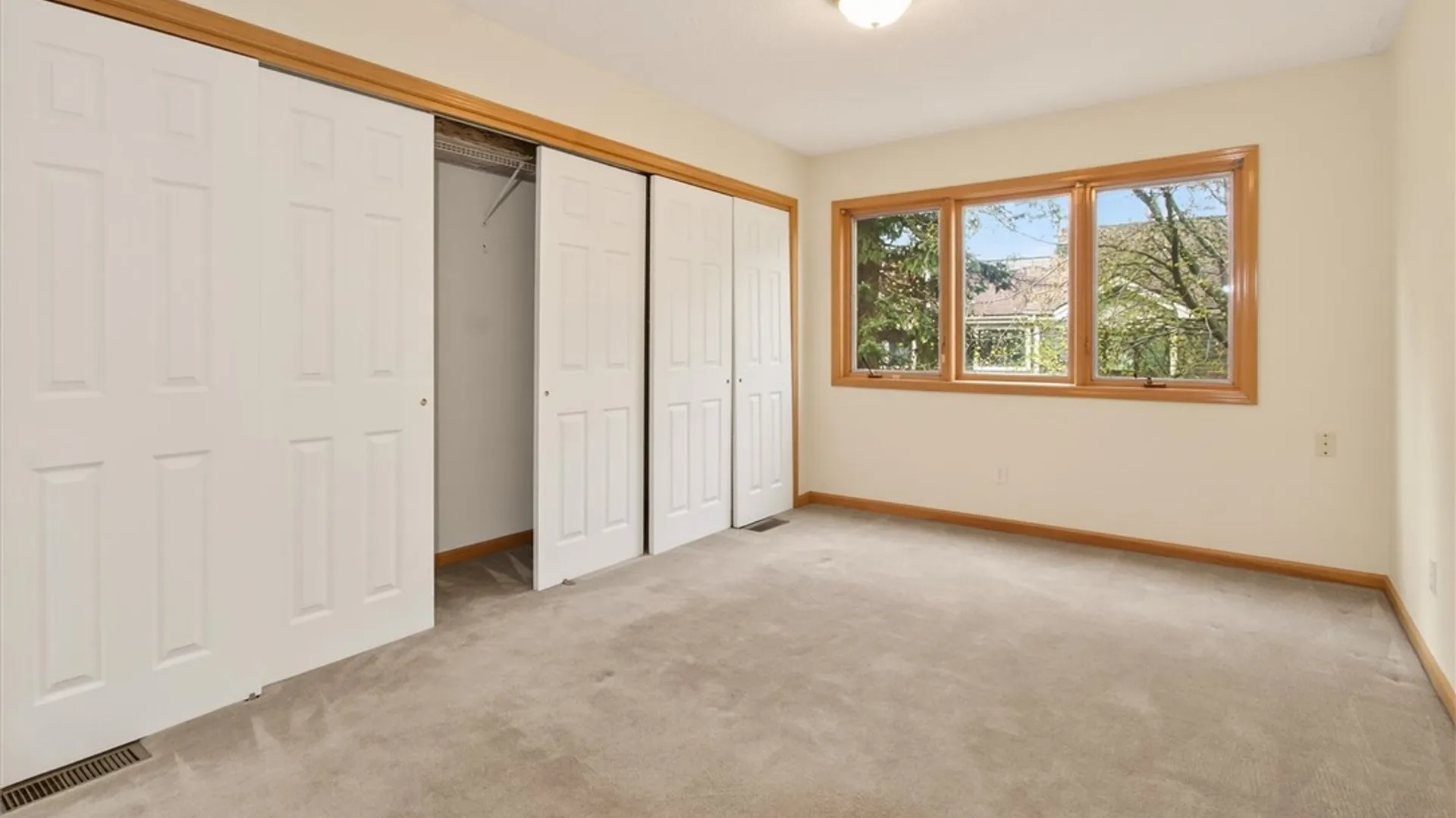 Property at 237 Highland Parkway, Rochester, NY 14620 29