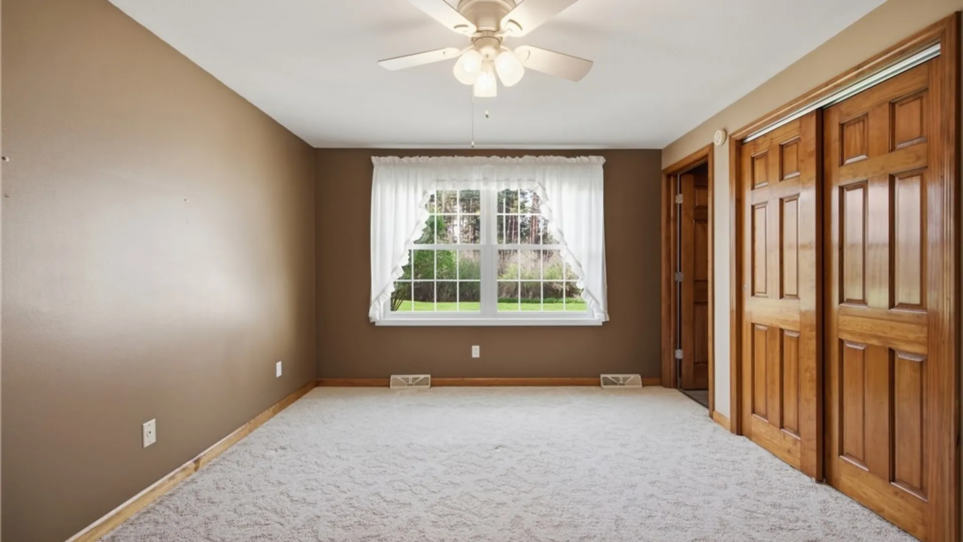 Property at 5 Mark, Evans, NY 14006 23