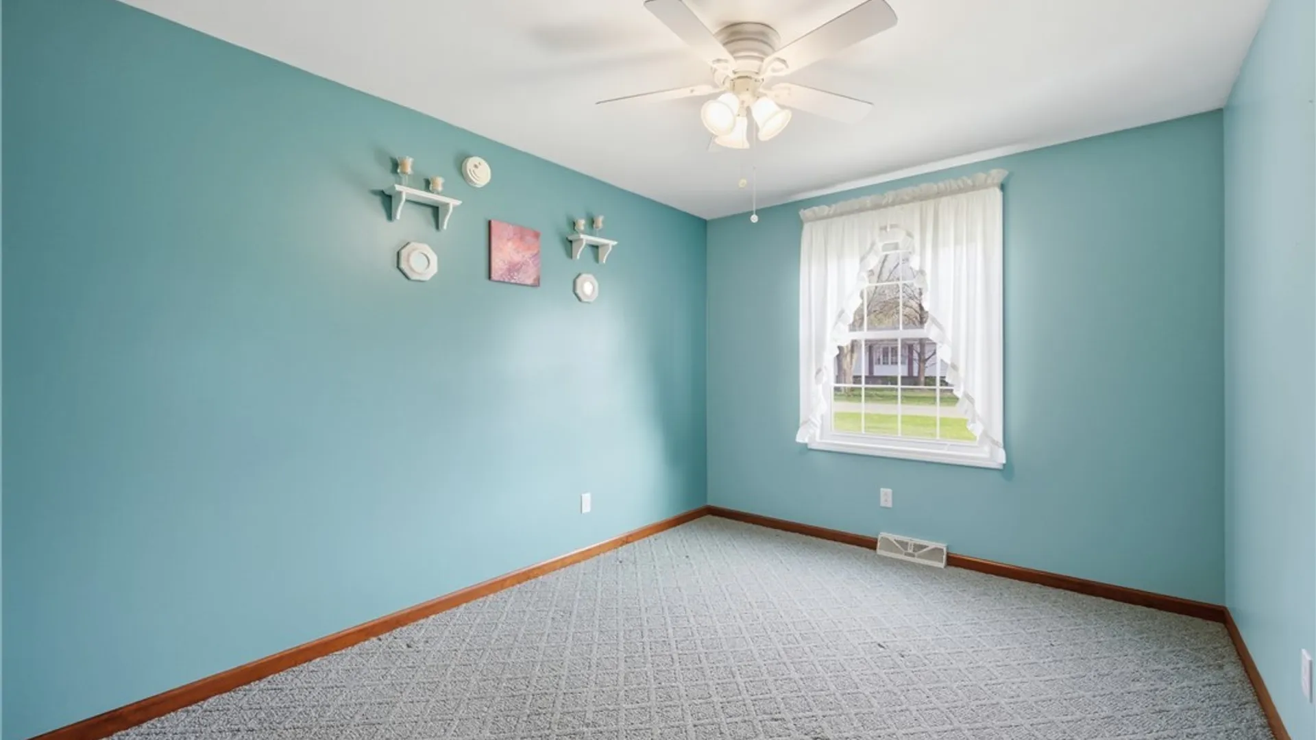 Property at 5 Mark, Evans, NY 14006 32