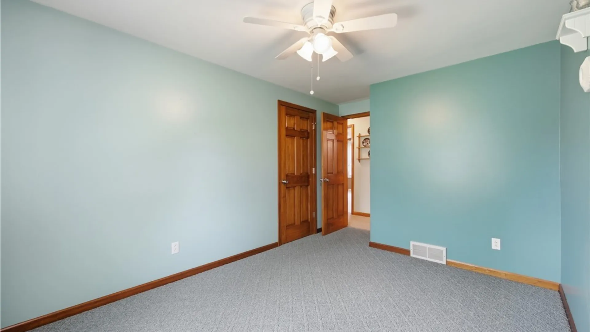 Property at 5 Mark, Evans, NY 14006 33