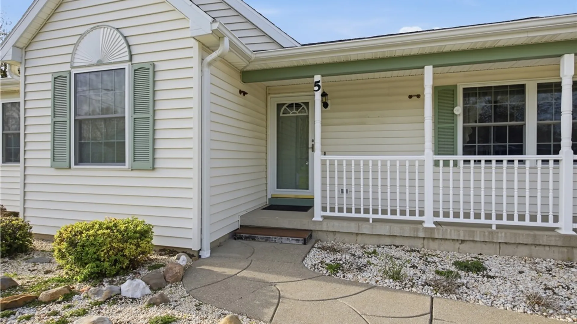 Property at 5 Mark, Evans, NY 14006 4