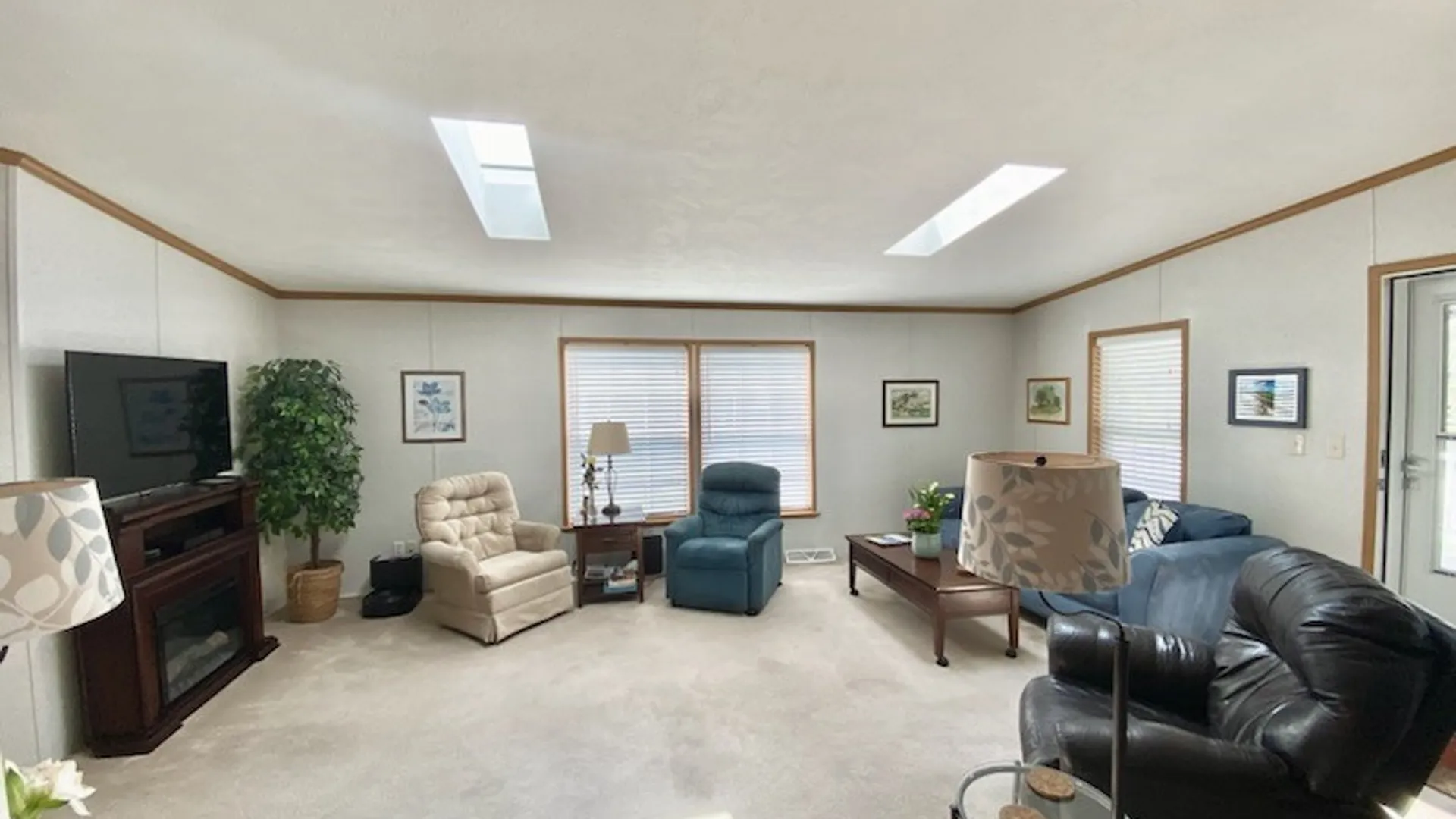Property at 6349 Roberts Drive, Victor, NY 14564 15