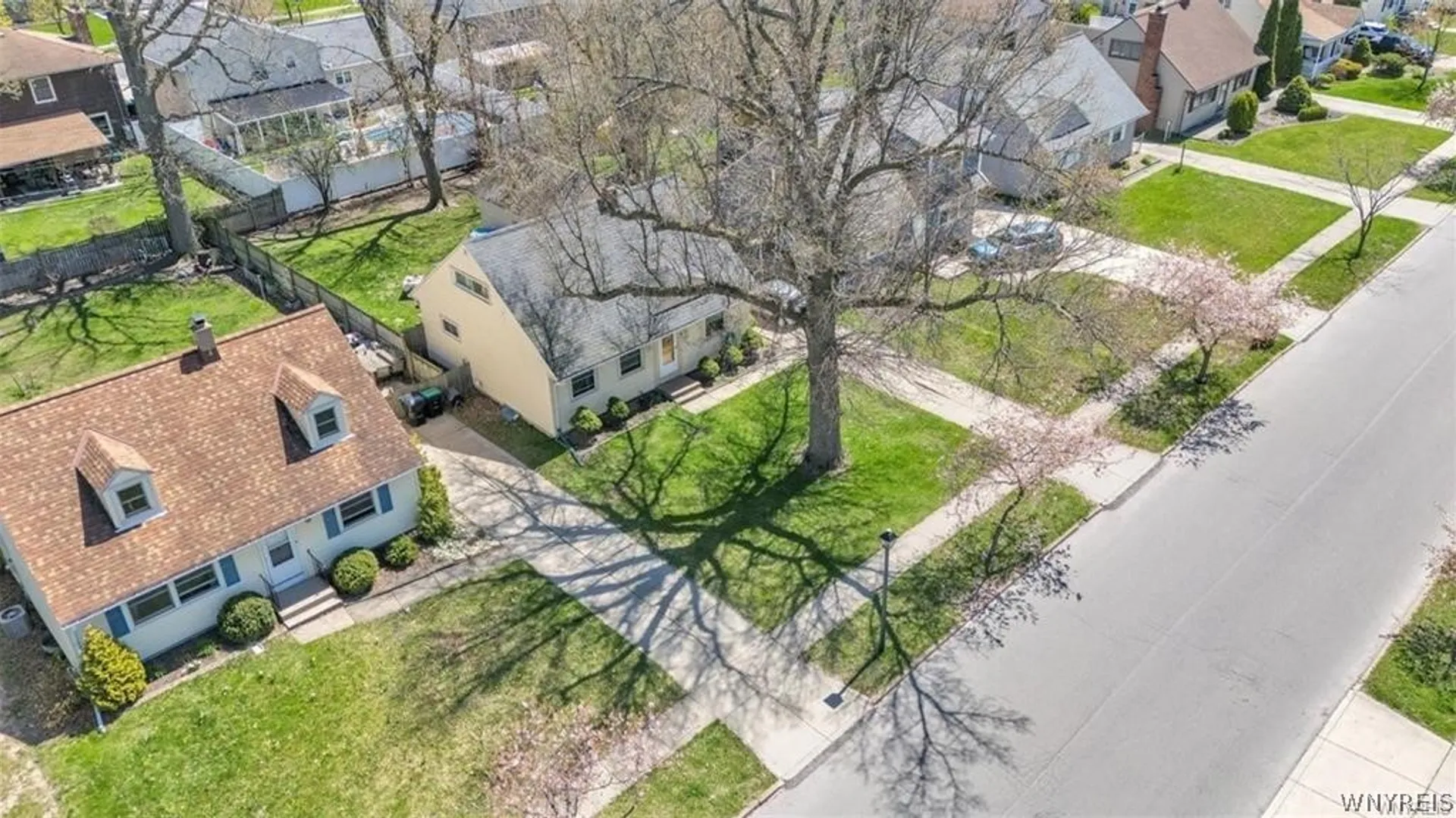 Property at 69 Ashford Avenue, Tonawanda, NY 14150 2