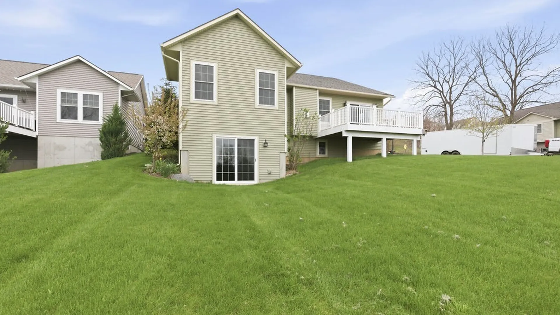 Property at 106 Linenhall Street, Camillus, NY 13031 30