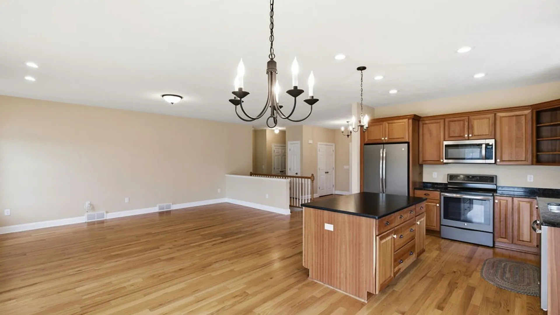 Property at 106 Linenhall Street, Camillus, NY 13031 8